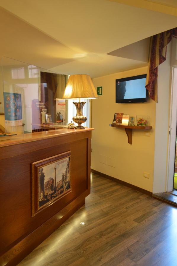 Pantheon Inn Rzym Zewnętrze zdjęcie